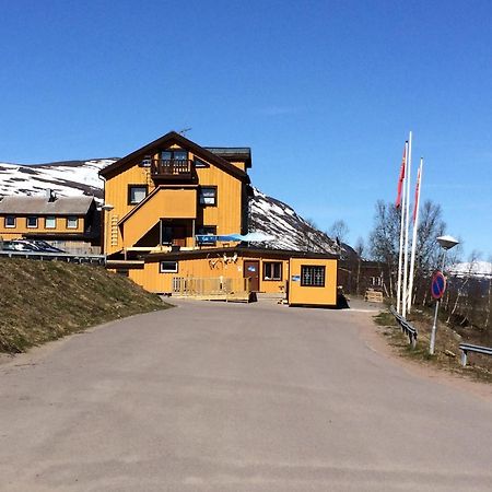 Abisko Guesthouse & Activities ภายนอก รูปภาพ